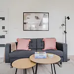 Blueground Prague 3 Furnished Zizkov Tower Prg-34