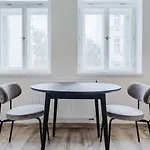 Blueground Prague 3 Furnished Zizkov Tower Prg-34