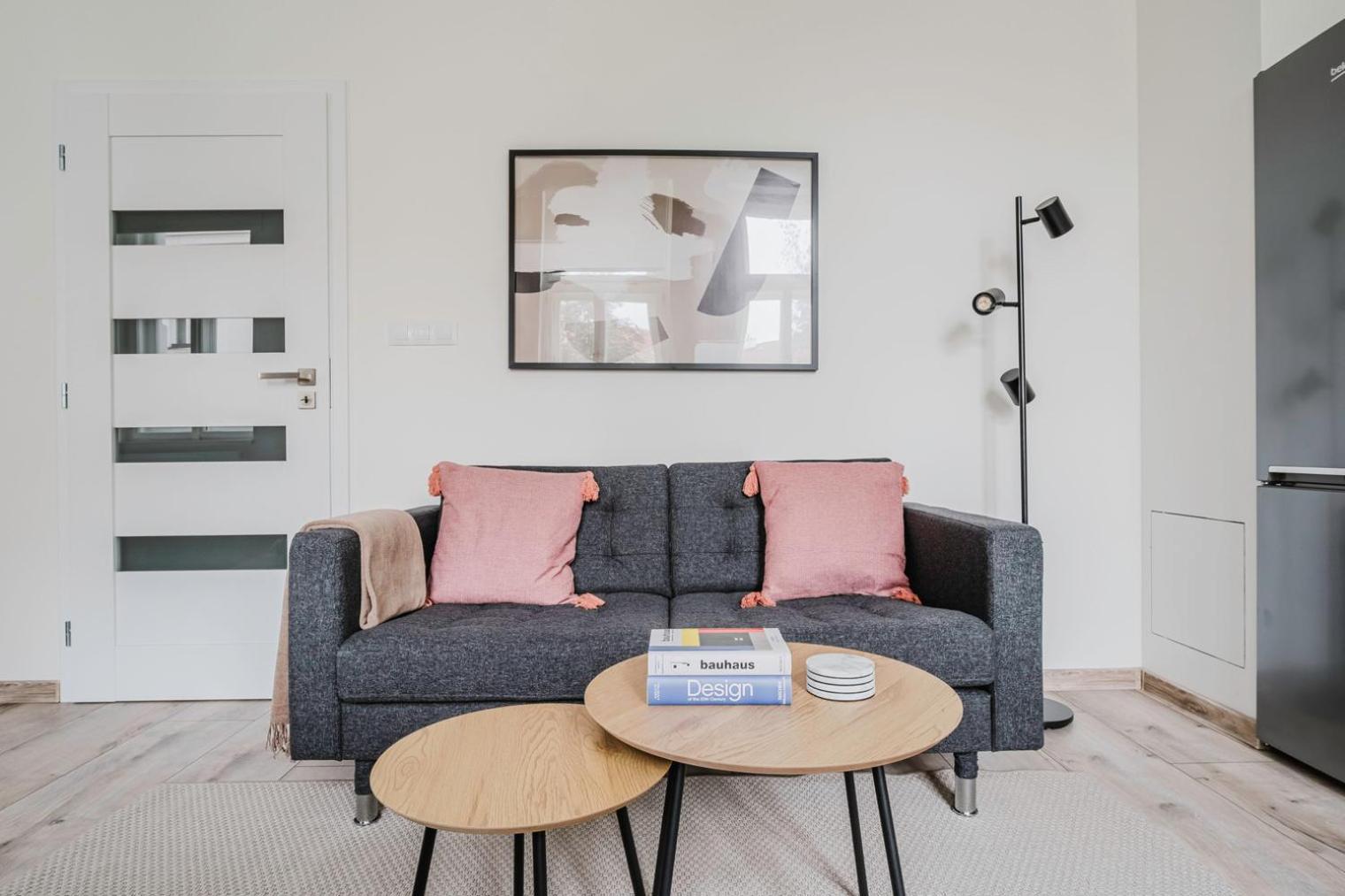 Blueground 3 Furnished Zizkov Tower Prg-34 *